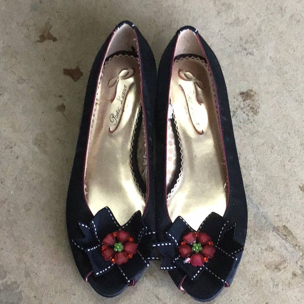 Girls short heels